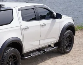 owiewki-szyb-bocznych-oslony-przeciwwiatrowe-isuzu-d-max-2020-tuning