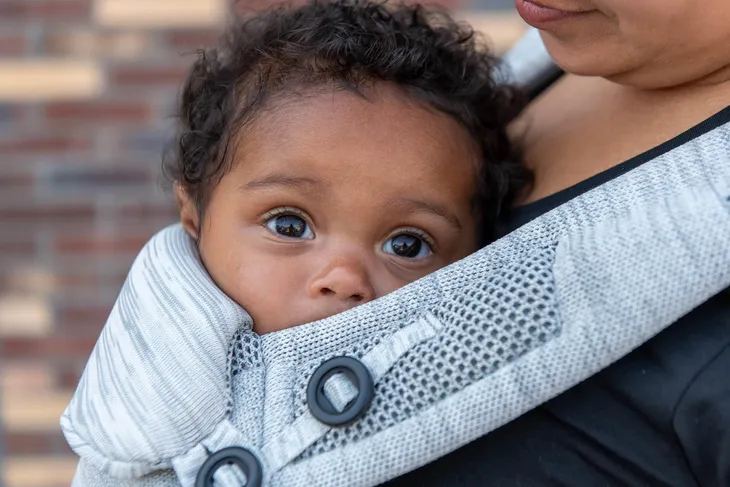 nosidelko-ergonomiczne-terra-nova-grey-dooky-stan-nowy-opcje-noszenia-na-plecach-przodem