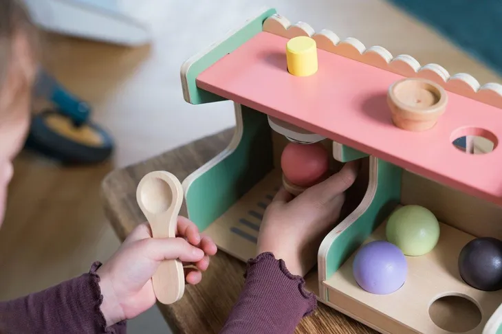 lada-z-lodami-dantoy-wiek-dziecka-3-lata