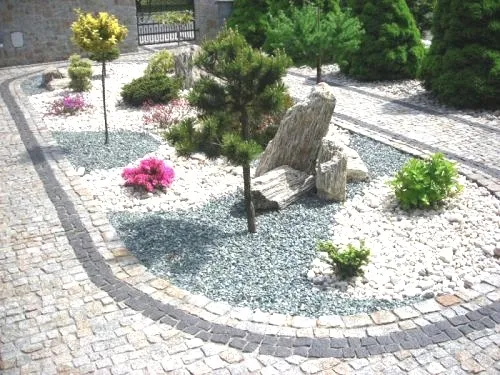 grys-kamien-ogrodowy-ozdobny-dekoracyjny-biala-marianna-8-16mm-20kg