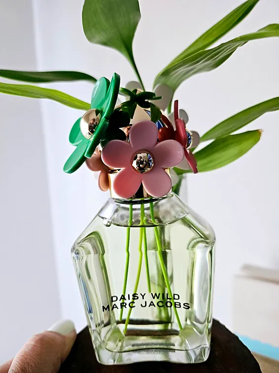 marc-jacobs-daisy-wild-edp-100ml-flakon-korek
