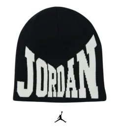 czapka-zimowa-nike-air-jordan-peak-ii1716-010-os