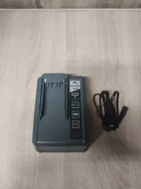 karcher-ladowarka-karcher-ladowarka-battery-power-18v-and-36-v