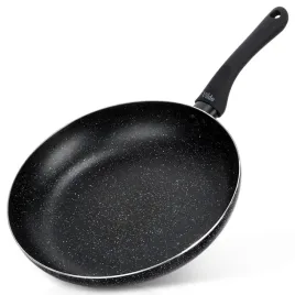 patelnia-granitowa-black-line-28-cm