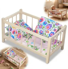 drewniane-lozeczko-dla-lalek-naturalne-z-materacem-i-posciela-w-lowiecki-wz