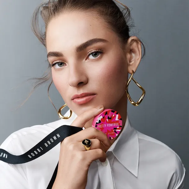 bobbi-brown-pretty-powerful-pot-rouge-marka-bobbi-brown