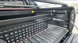 przegroda-paki-cargo-manager-premium-organizer-maxus-foton-ssangyong