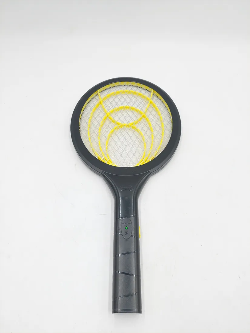 lapka-przeciwko-muchom-mafiti