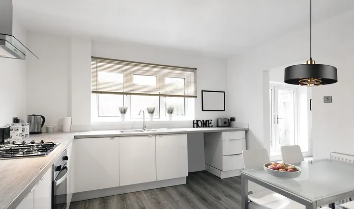 lampa-wiszaca-sufitowa-zyrandol-czarna-lub-biala