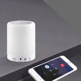 lampka-led-z-glosnikiem-bluetooth