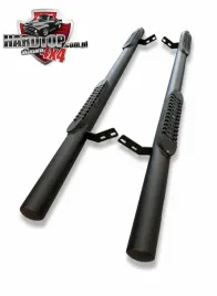 stopnie-boczne-czarne-z-nakladkami-vw-amarok-2009-2022-progi-orurowanie