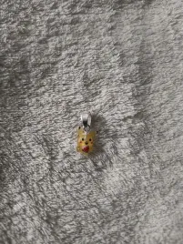 zawieszka-medalik-pokemony-pikachu