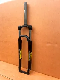 widelec-amortyzowany-zoom-vaxa-525-ams-hamulec-tarczowy-amortyzator-qr