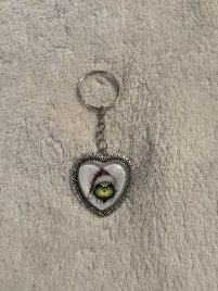 brelok-breloczek-serce-grinch