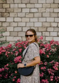 czarna-listonoszka-polksiezyc-she-s16