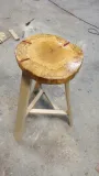 taboret-lessbarmengreater-stan-nowy