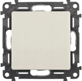 legrand-lacznik-krzyzowy-valena-life-kremowy-755608