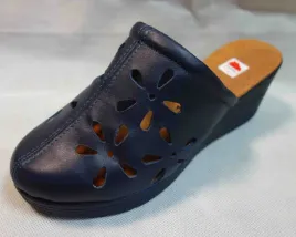 skorzane-klapki-granat-szerokie-tegosc-h-39
