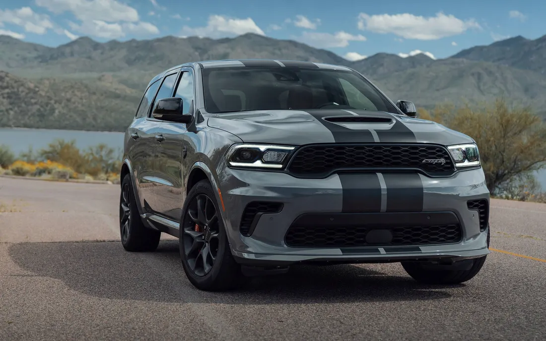 dodge-durango-2014-15-16-17-chrom-ramka-halogena-5113680aa-stan-nowy