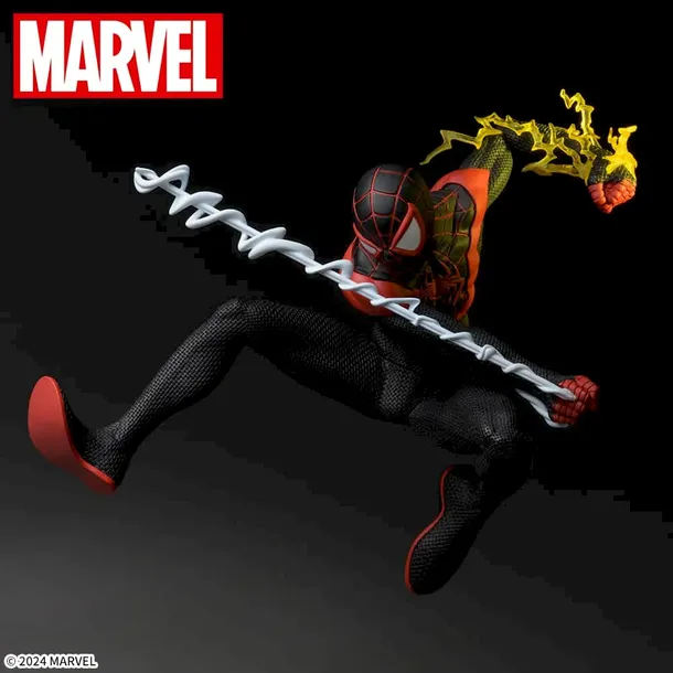figurka-marvel-miles-morales-act-cut-premium-stan-nowy-rodzaj-gadzetu-ksiazkowy-komiksowy-filmowy