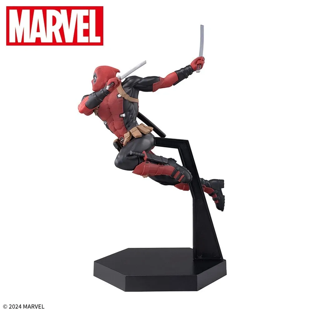 figurka-marvel-deadpool-luminasta-premium-stan-nowy