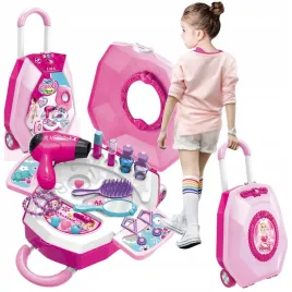 toaletka-dziecieca-na-kolkach-kosmetyki-suszarka-bizuteria-lusterko-walizka