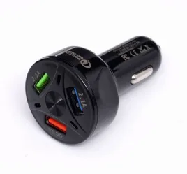 ladowarka-samochodowa-quick-charge-3-porty-usb-led-kd1238