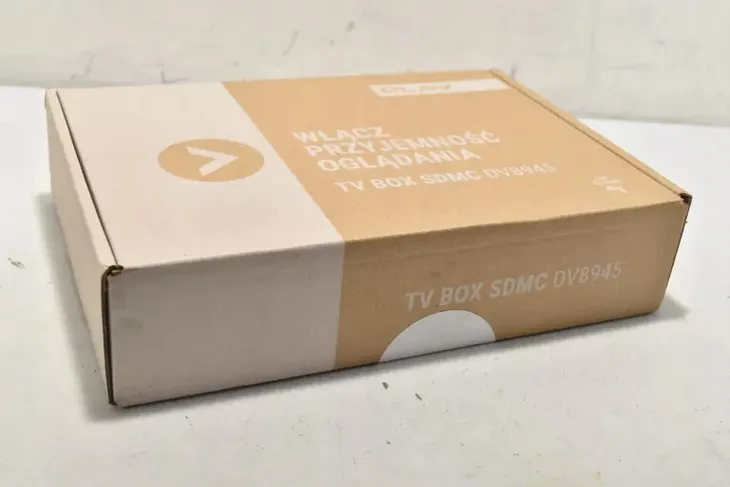 dekoder-multimedialny-play-now-tv-box-dv8945-t2-c-certyfikat-ce