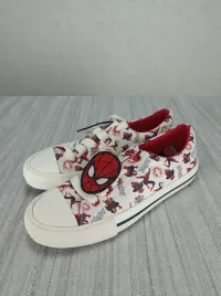 lefties-biale-trampki-spider-man-wiazane-24-25-4293
