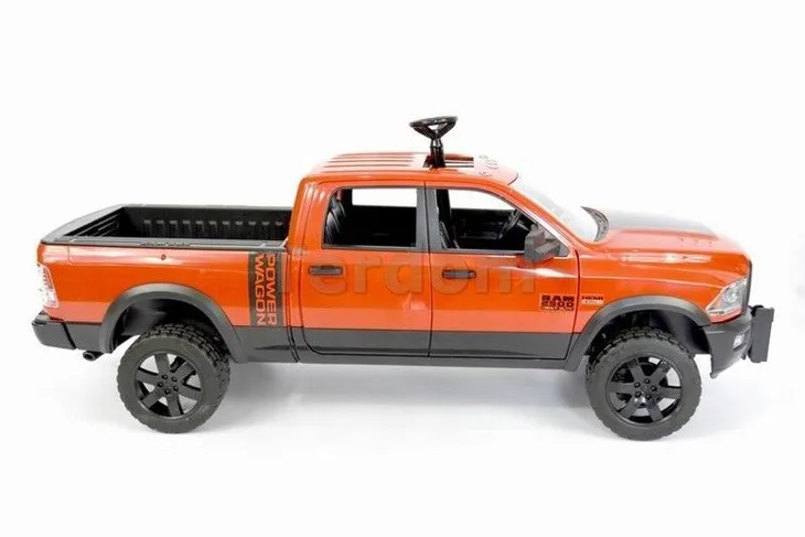 bruder-02500-dodge-ram-pick-up-auto-material-plastik