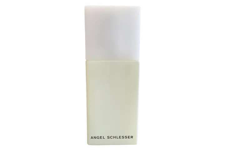 angel schlesser femme