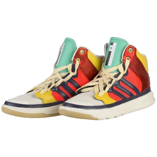 irana-marka-adidas