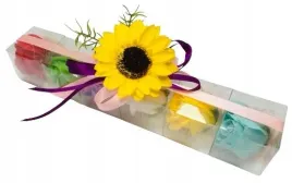 flower-box-kwiaty-mydlane-pachnace-w-pudelku-na-prezent-upominek-mamy-roza