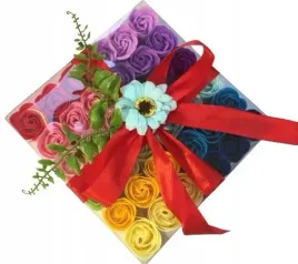 flower-box-kwiaty-mydlane-pachnace-w-pudelku-swiateczny-prezent-dodatek