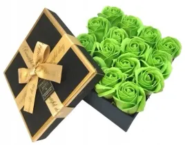 flower-box-pachnace-zielone-roze-mydlane-w-pudelku-gotowy-prezent-kobiet
