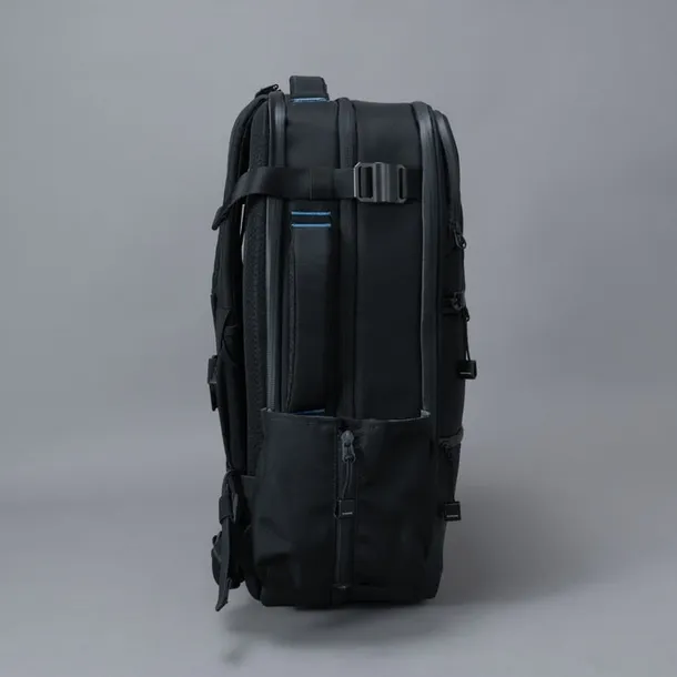 plecak-sandmarc-travel-backpack-stan-nowy