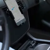 transmiter-fm-baseus-s-09a-bluetooth-2xusb-microsd-ladowarka-lcd-cechy-dodatkowe-czytnik-kart-pamieci-wbudowany-mikrofon-wyswietlacz