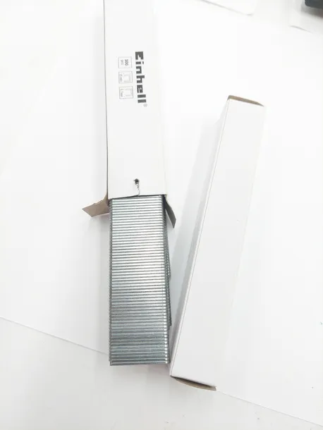 zszywacz-pneumatyczny-tc-pn-einhell-13-40mm-waga-narzedzia-3-9-kg