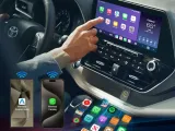 bezprzewodowy-adapter-android-auto-carplay-2-w-1-plug-and-play-mini-rodzaje-odtwarzanych-nosnikow-usb