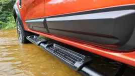 listwy-boczne-ochronno-stylizacyjne-tuning-ochrona-drzwi-ford-ranger-2022