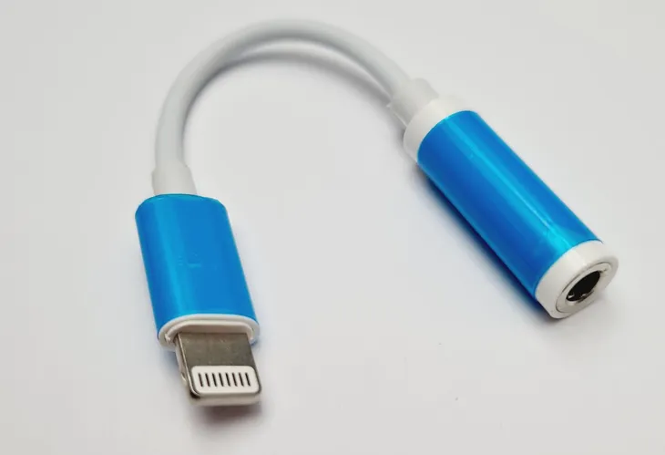 adapter-przejsciowka-lightning-jack-35mm-iphone-waga-z-opakowaniem-0-01-kg-marka-kbr-games