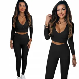 komplet-bluzka-top-legginsy-dopasowane-z-wysokim-stanem-elastyczne