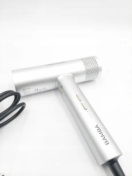 suszarka-do-wlosow-cecotec-aluminium-2000w-model-bamba-ionicare-rockstar-aluminium