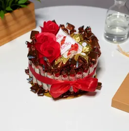 tort-slodki-prezent-upominek-zestaw-slodyczy-box-na-dzien-kobiet