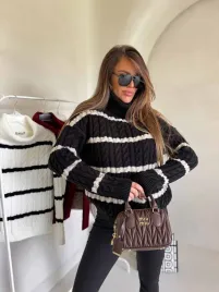 sweter-golf-by-me-inko-czarny-bezowy