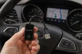 adapter-bezprzewodowy-carplay-android-auto-wifi-bluetooth-adapter-stan-nowy-stan-opakowania-oryginalne