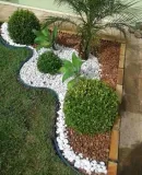 otoczak-bialy-kamien-thassos-biale-otoczaki-do-ogrodu-i-doniczek-10-kg-stan-nowy-marka-gawlik