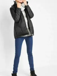 b-p-c-kurtka-ciazowa-z-panelem-na-dziecko-przejsciowa-czarna-pikowana