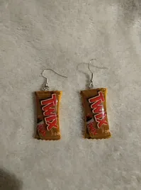 kolczyki-batonik-twix