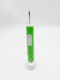 szczoteczka-oral-b-junior-pro-zielona